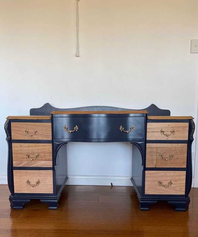 Refurbished Vintage dresser with mirror